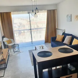 Studio En Plein Cœur De Entree Autonome Appartement Marseille
